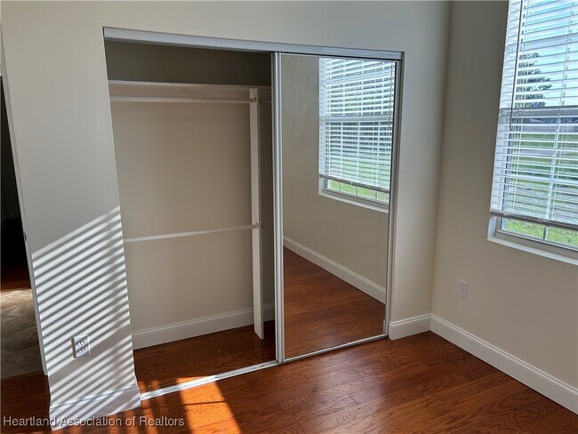 Building Photo - 6200 Pebble Ln