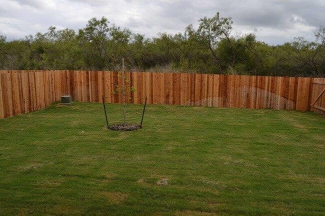 Building Photo - 10714 Goose Way