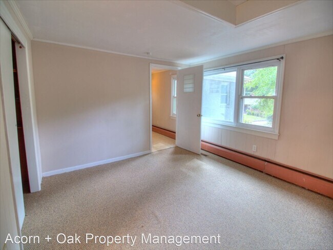 Building Photo - 3 br, 2 bath House - 510 Everett Place