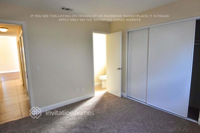 Building Photo - 2018 Southwood Dr