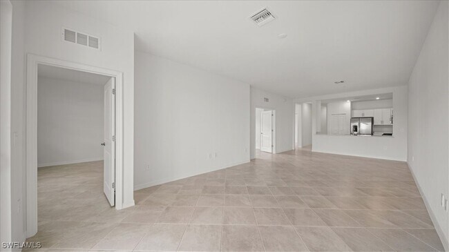 Building Photo - 14730 White Pearl Rd