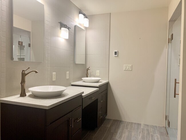Building Photo - 22 Amberwood Dr