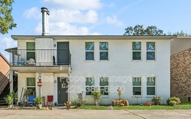 Building Photo - 7743 Bles Ave