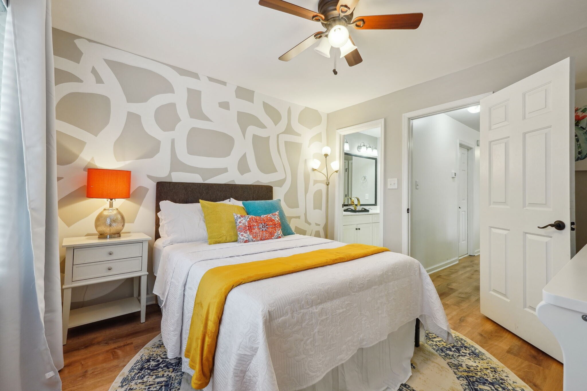 Building Photo - 135 Farr Lake Dr