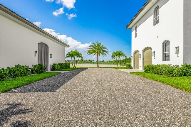 Building Photo - 5181 Lasso Wy