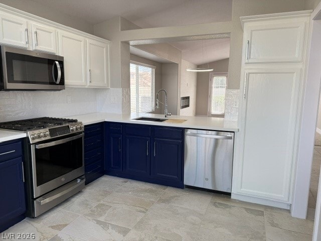 Building Photo - 7873 Bridgefield Ln