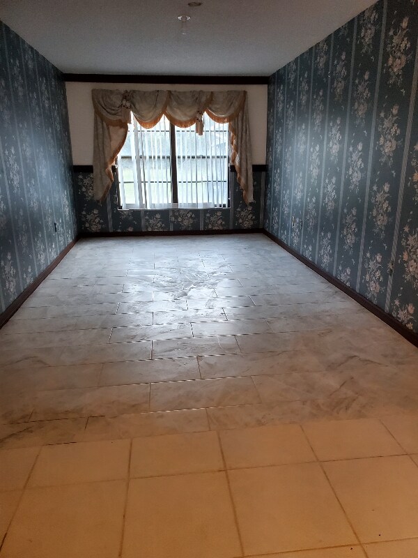 Building Photo - 6604 Plover Ct