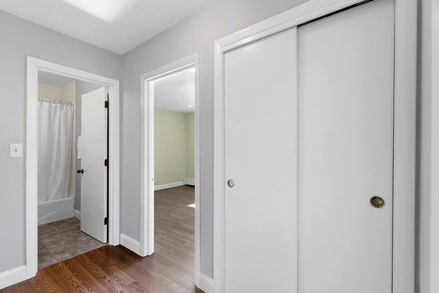 Building Photo - 29 Harvard Ave