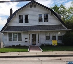 Building Photo - 348 Orchard Terrace