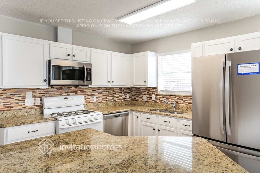 Building Photo - 708 Meadowgate Dr