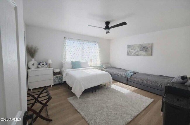 Building Photo - 14620 Yerba Buena Way