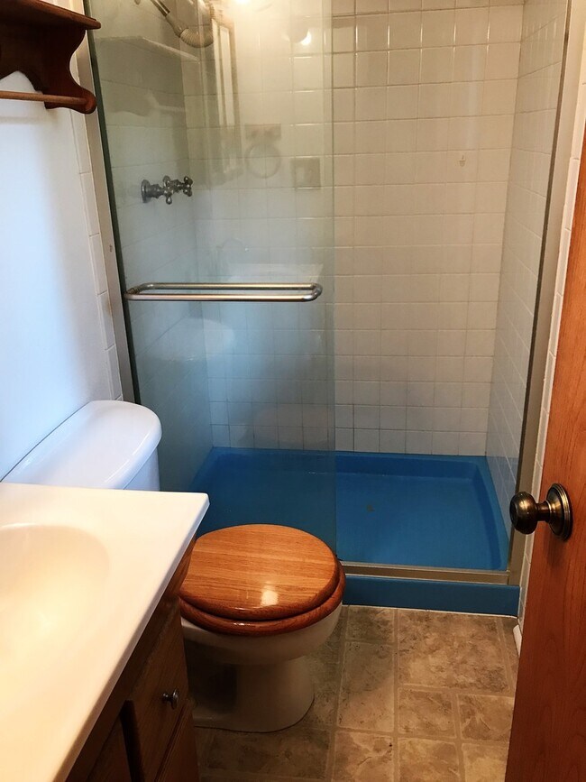 Building Photo - Spacious 3 Bed 2 Bath House Near CSU Campus!