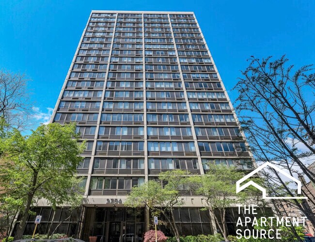 Building Photo - 2754 N Hampden Ct