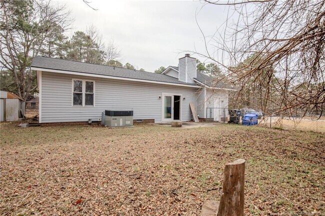 Building Photo - 100 Lewiston Ct