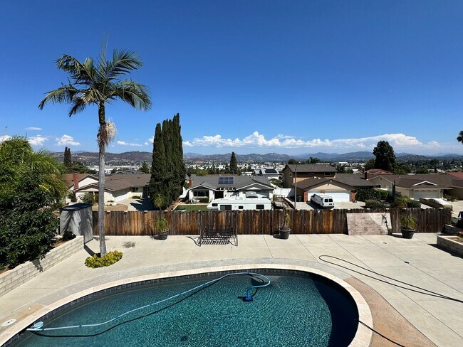 Building Photo - Remodeled 4 Bed / 3 Bath Home with Pool, Spa & Solar – Fletcher Hills