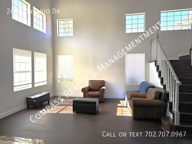Building Photo - 2648 N Ontario Dr