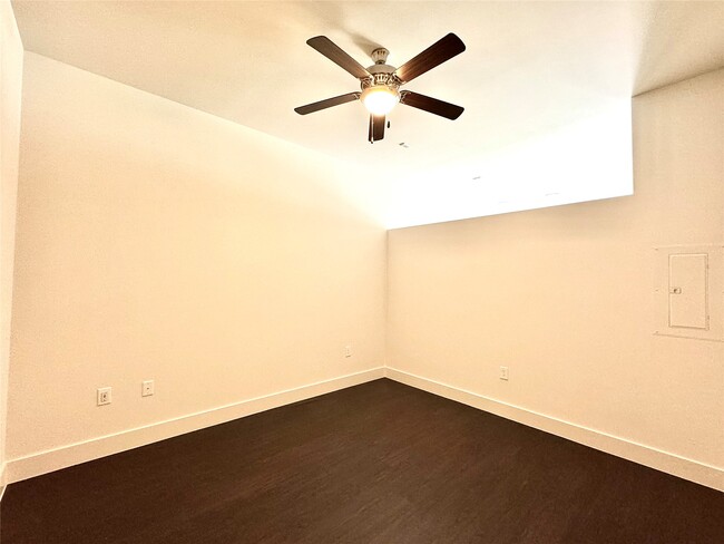 Building Photo - 3120 Smith St