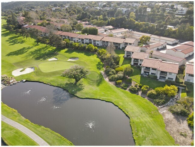 Building Photo - GORGEOUS VIEW CONDO ON THE GOLF COURSE!!!