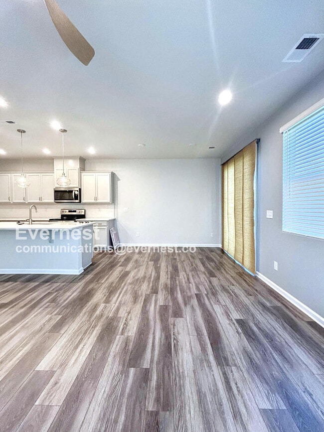 Building Photo - 9226 Northfield Crossing Dr