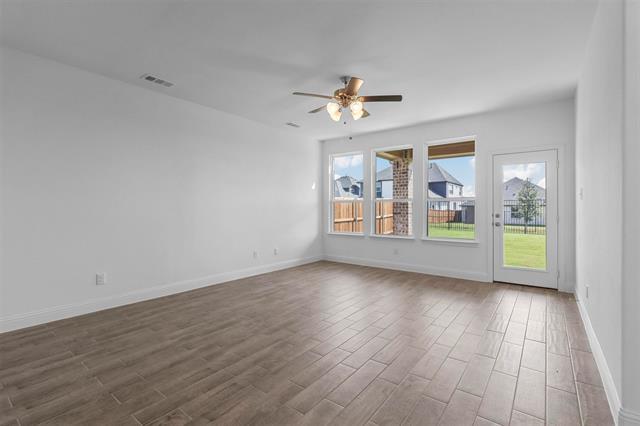 Building Photo - 704 Amenduni Ln