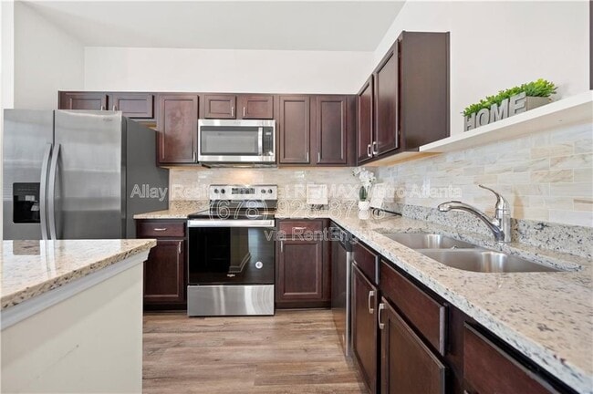 Building Photo - 6448 Mountain Home Way