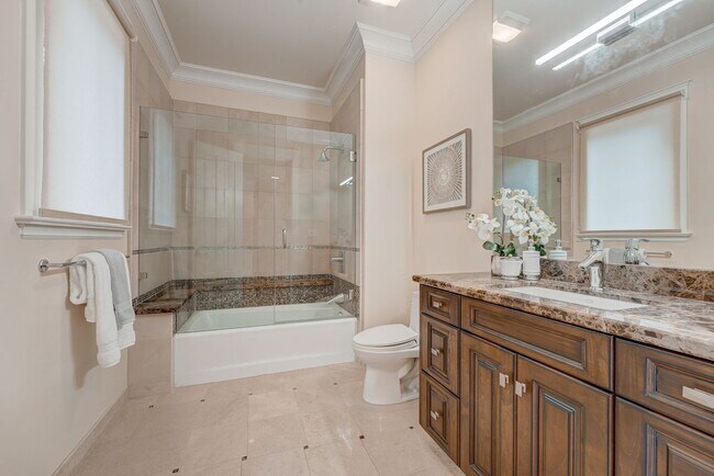 Building Photo - 140 Emerald Estates Ct