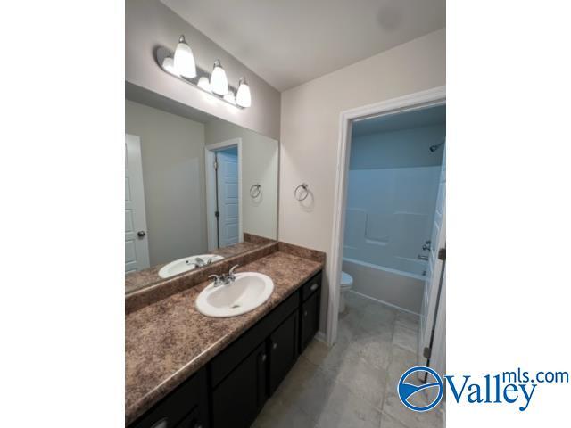 Building Photo - 3464 Avalon Lake Dr SW