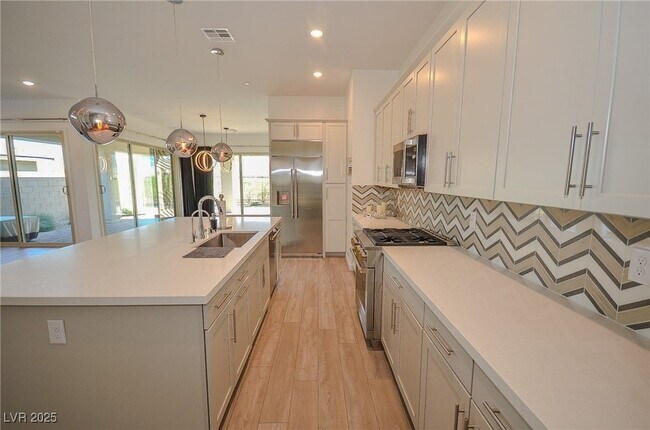 Building Photo - 12457 Heritage Bend Dr
