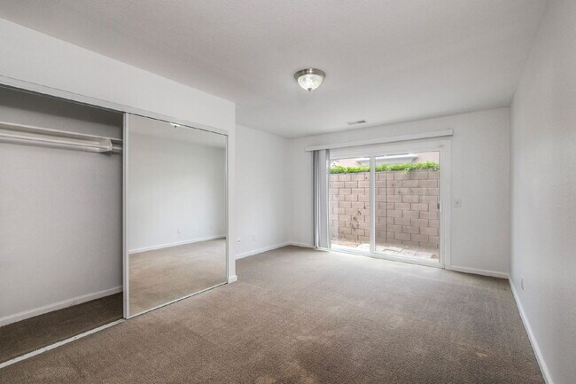 Building Photo - Tamarack Coastal Retreat! 1/2 Duplex with ...