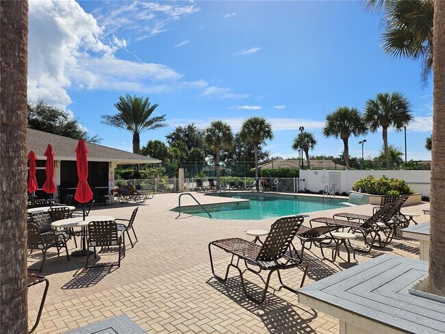 Building Photo - 920 Onager Ct