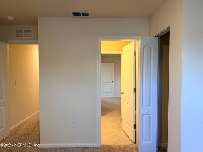 Building Photo - 246 Aralia Ln
