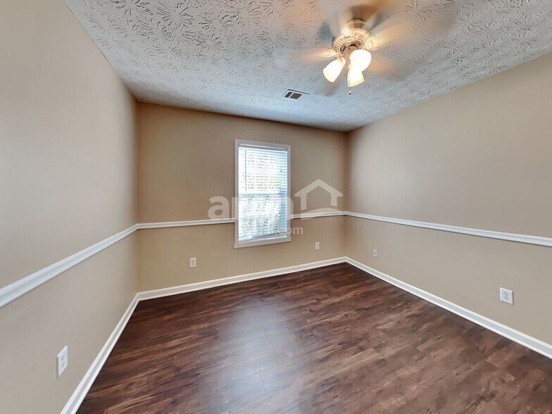 Building Photo - 311 Crosswalk Dr