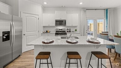 Building Photo - 3131 Greyton Dr