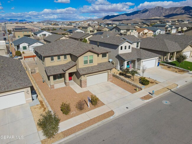 Building Photo - 7545 Wolf Creek Dr