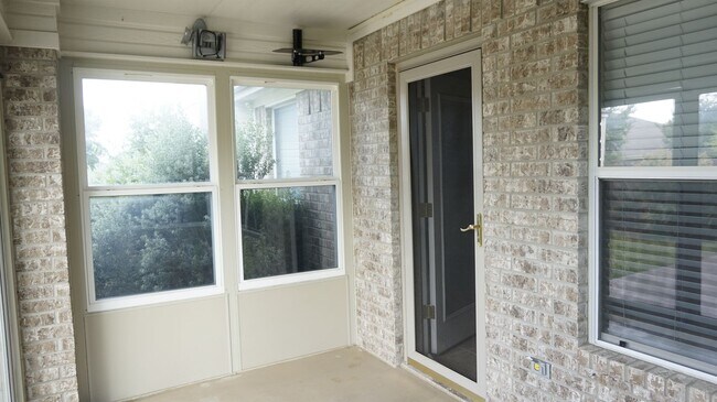 Building Photo - 5404 Hunters Ridge Trail