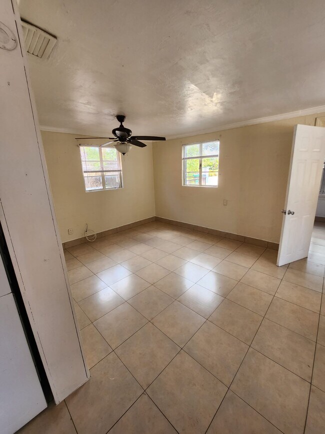 Building Photo - 4730 68th Ln N