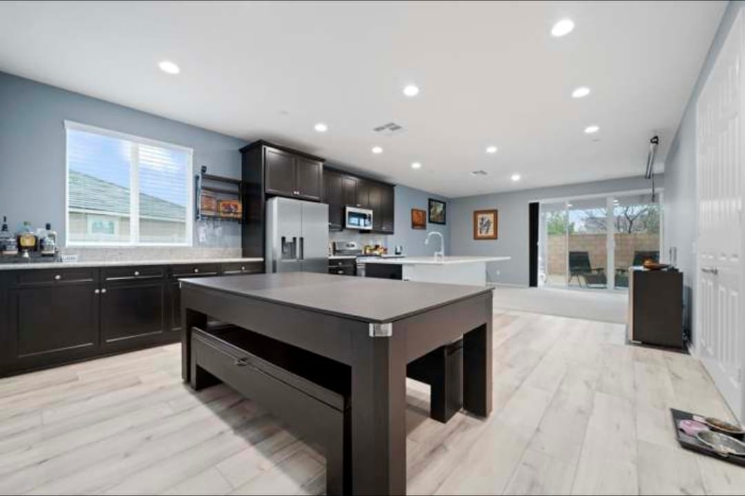 Building Photo - 44060 Buckeye Ct