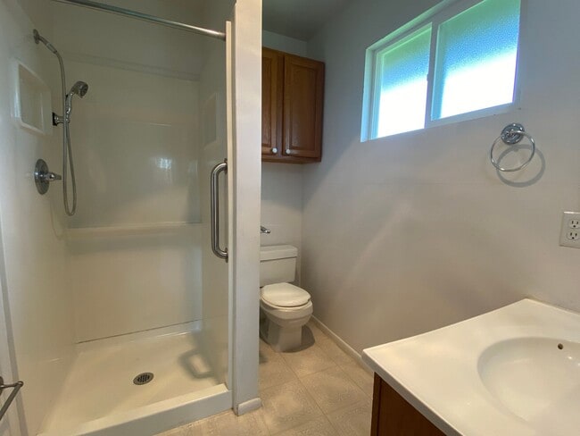 Building Photo - Charming 2-Bedroom 2-Bath plus Bonus Room Home for Rent in Waimea
