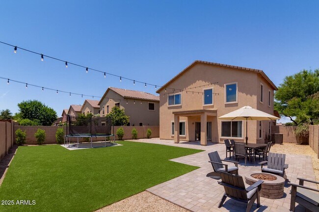 Building Photo - 44175 W Knauss Dr