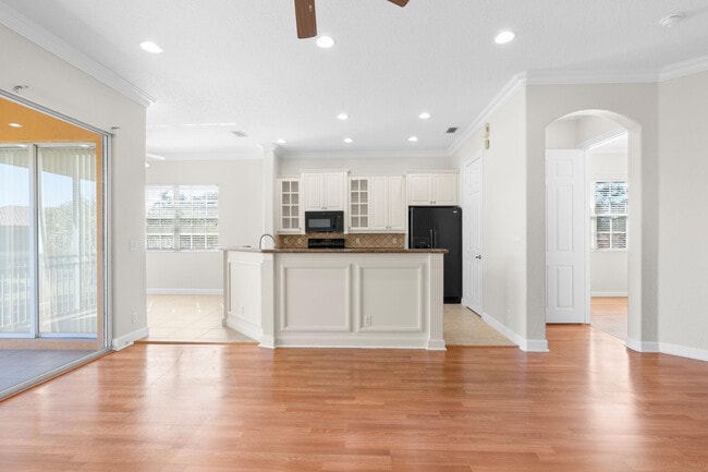 Building Photo - 8098 NW 128th Ln