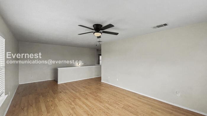 Building Photo - 386 Siebert Dr