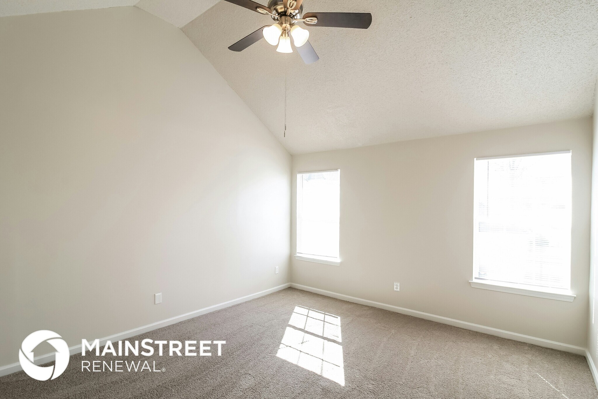 Building Photo - 165 Colser Drive