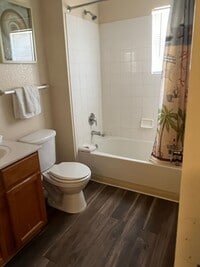 Building Photo - 4000 Santa Maria Dr