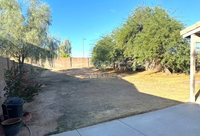 Building Photo - 18404 N 147th Dr