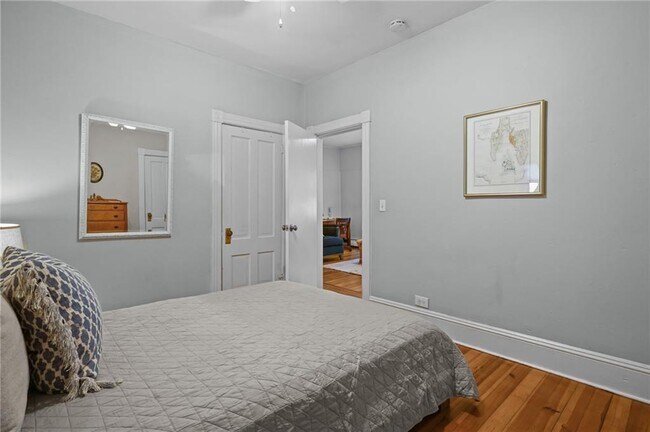 Building Photo - 48 Constitution St