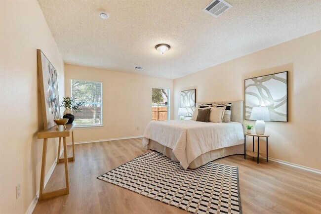 Building Photo - 2600 Andres Way