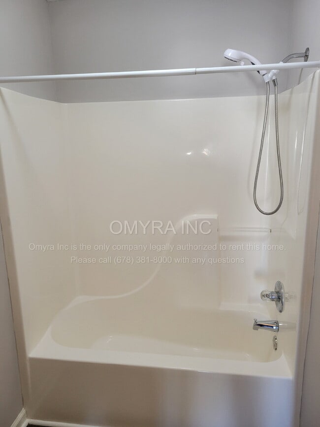 Building Photo - Charming 3 Bedroom Home in Snellville!