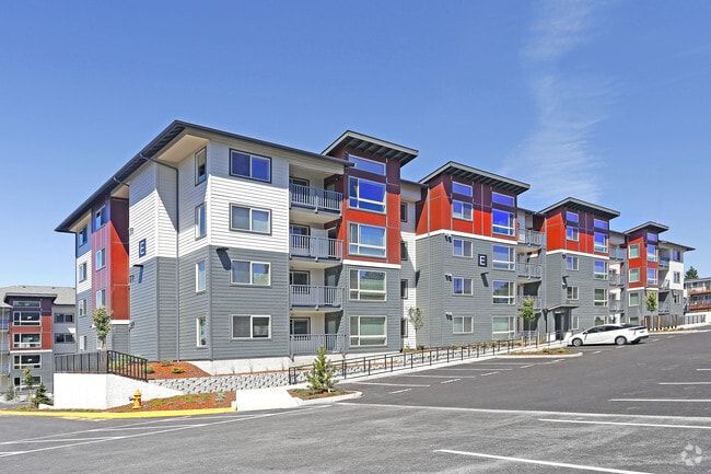 Waterview Crossing Apartments Des Moines, WA Apartment