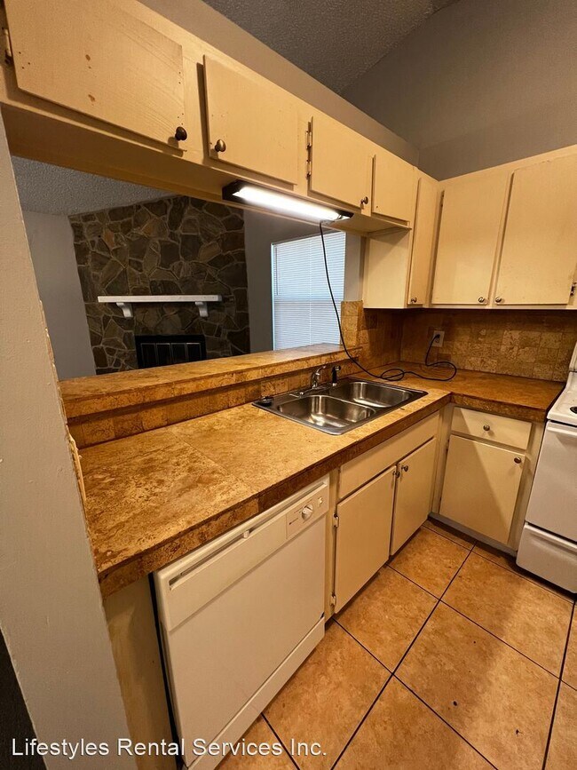 Building Photo - 4 br, 2 bath House - 11810 Mallard Lane
