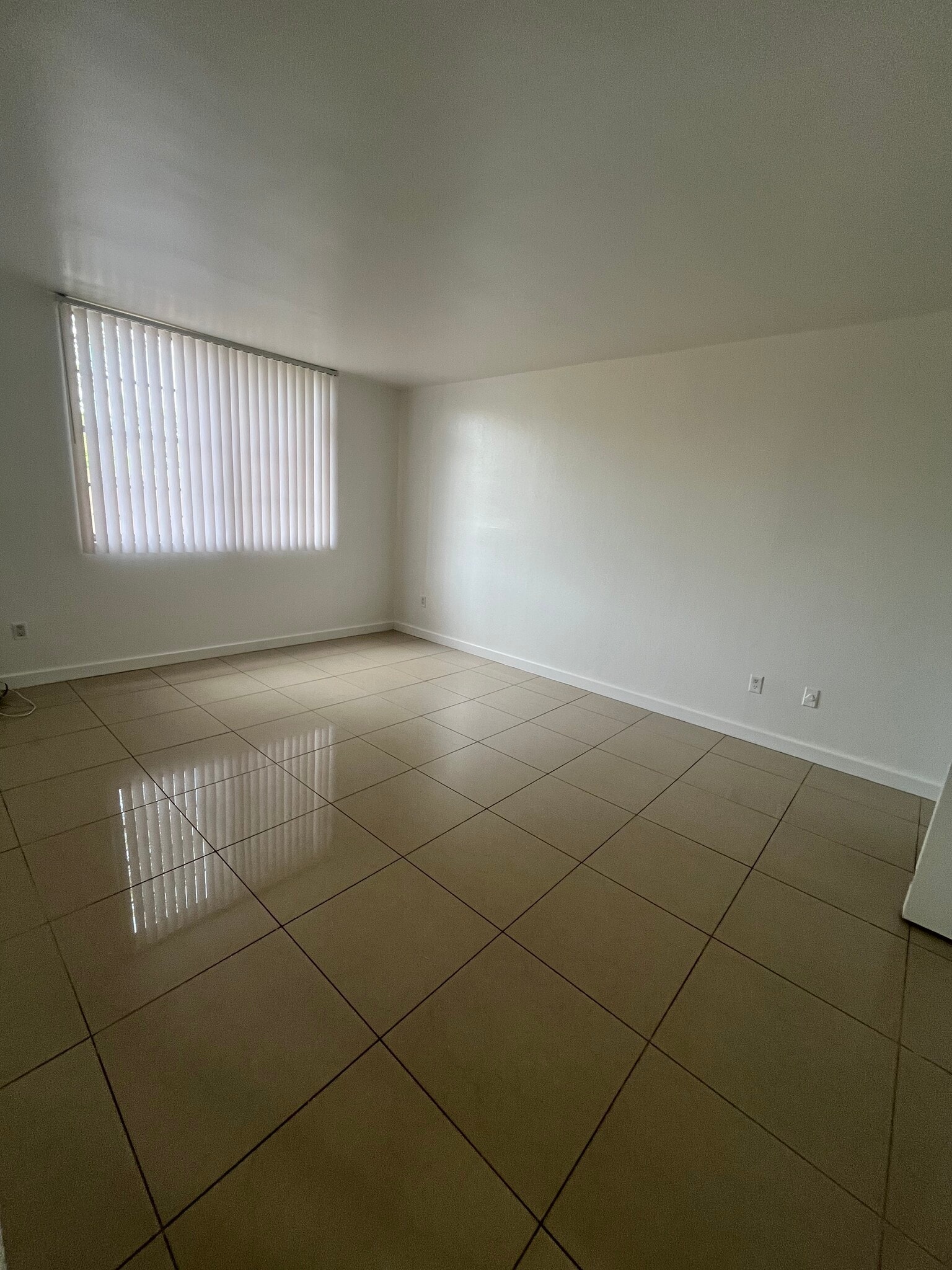Building Photo - 4190 NW 79th Ave